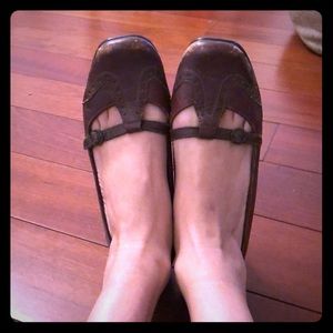 Born comfy Mary janes